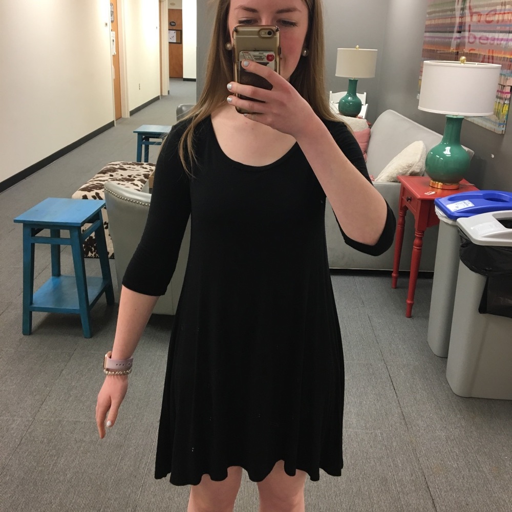 Black 3/4 Sleeve Dress